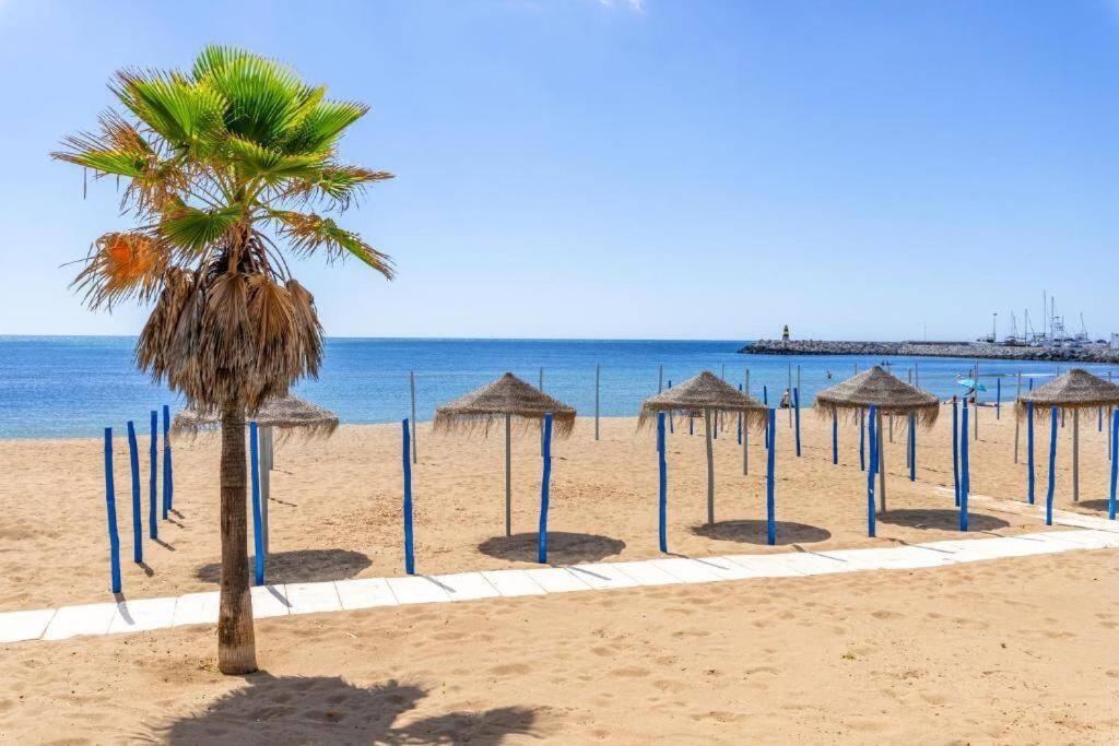 Carihuela Front Beach Torremolinos Eksteriør billede